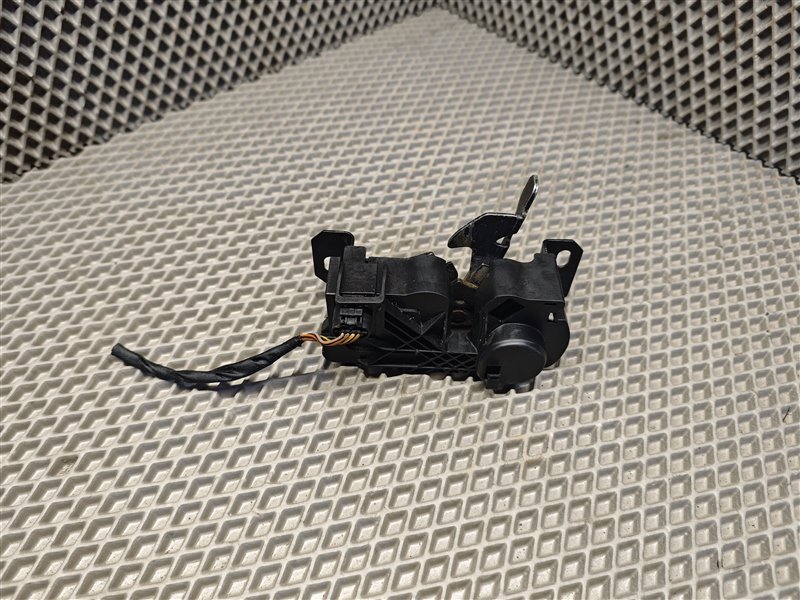 замок капота, 10000 рублей, Санкт-Петербург