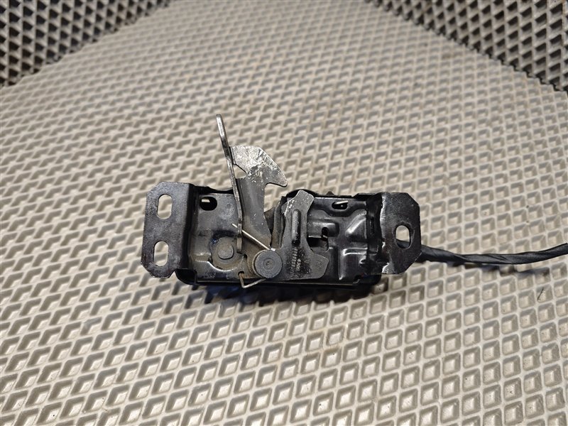 замок капота, 10000 рублей, Санкт-Петербург