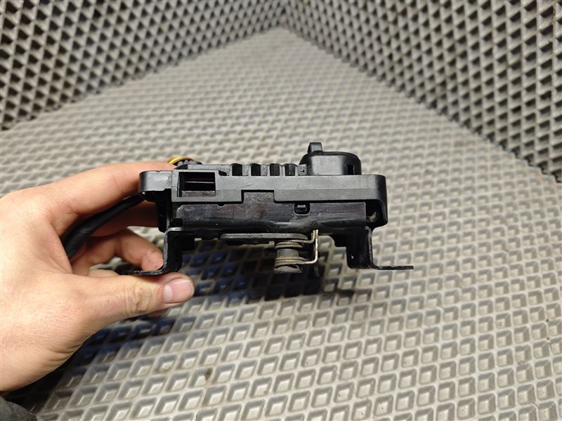 замок капота, 10000 рублей, Санкт-Петербург