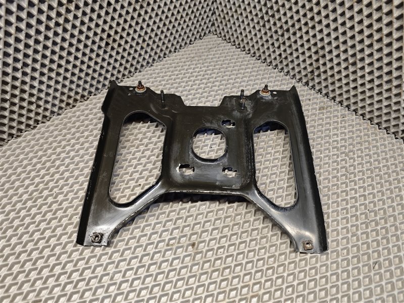 кронштейн, 2500 рублей, Санкт-Петербург