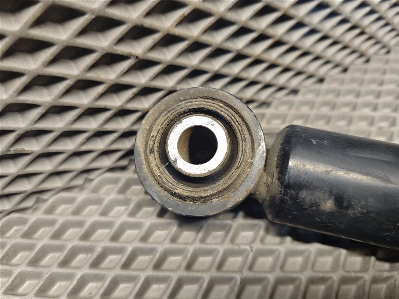 амортизатор, 6500 рублей, Санкт-Петербург