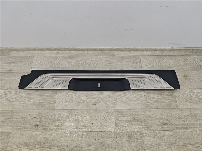 накладка багажника, 10000 рублей, Санкт-Петербург