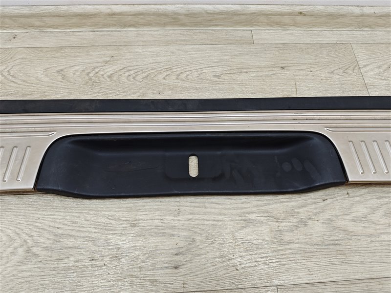 накладка багажника, 10000 рублей, Санкт-Петербург