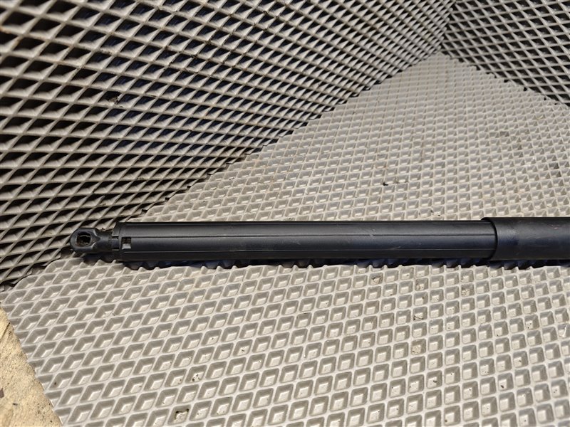 амортизатор багажника, 10000 рублей, Санкт-Петербург