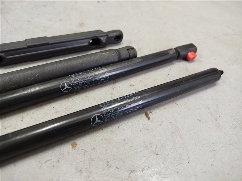 амортизаторы капота, 2000 рублей, Санкт-Петербург