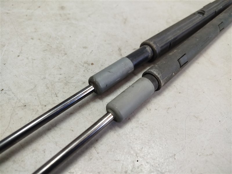 амортизаторы капота, 2000 рублей, Санкт-Петербург