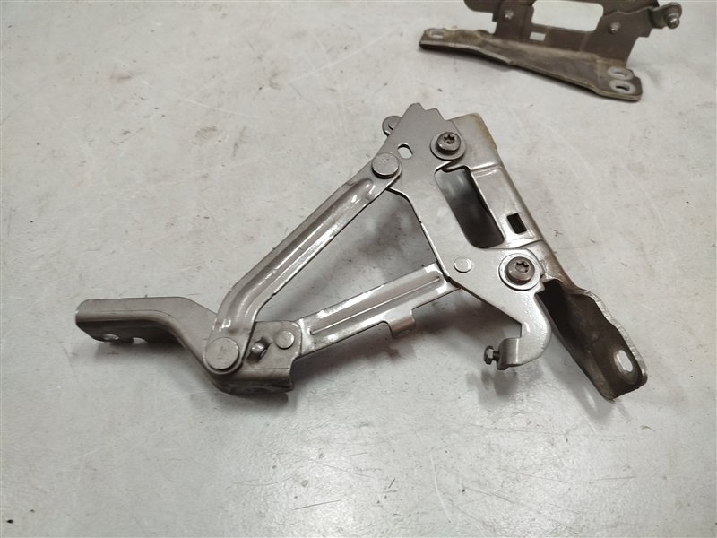 петли капота, 2800 рублей, Санкт-Петербург