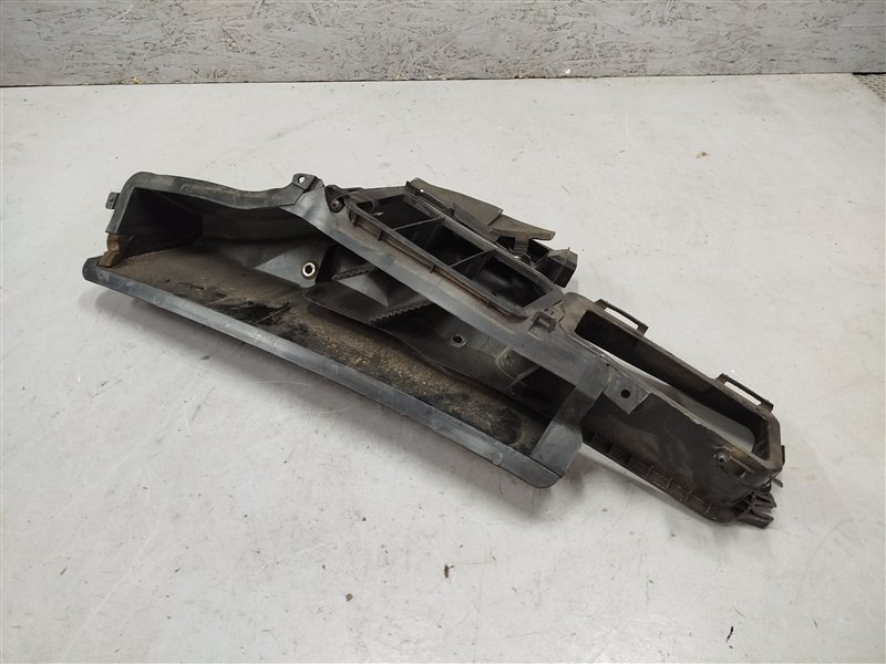 воздухозаборник, 2000 рублей, Санкт-Петербург