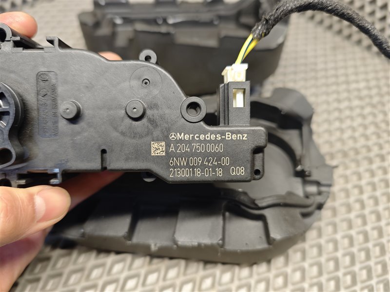 Привод крышки багажника, 4500 рублей, Санкт-Петербург