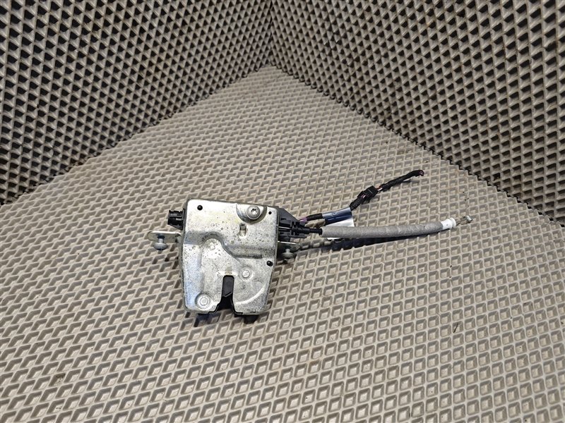 замок багажника, 10000 рублей, Санкт-Петербург