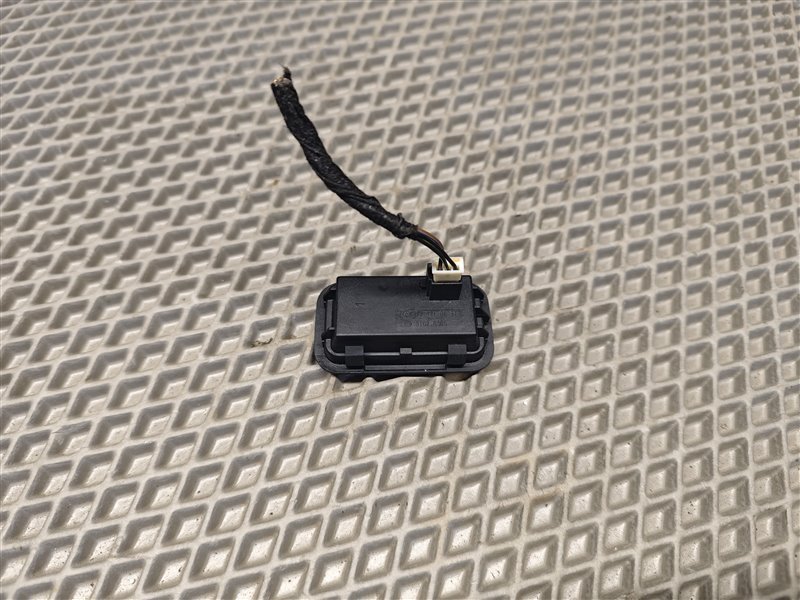 кнопка крышки багажника, 3000 рублей, Санкт-Петербург