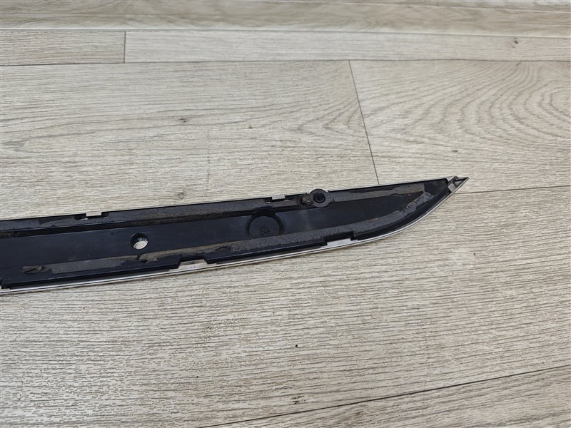 молдинг крышки багажника, 8000 рублей, Санкт-Петербург