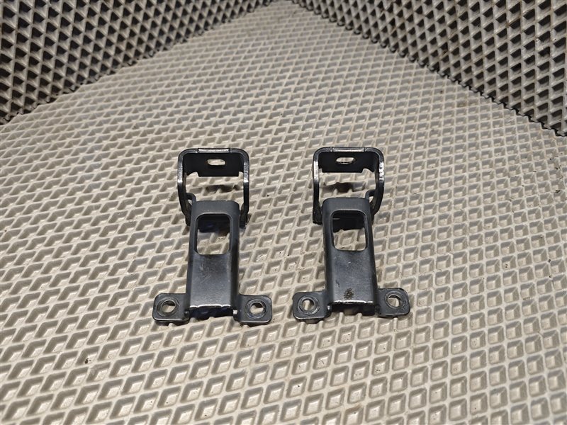 петля багажника, 2000 рублей, Санкт-Петербург