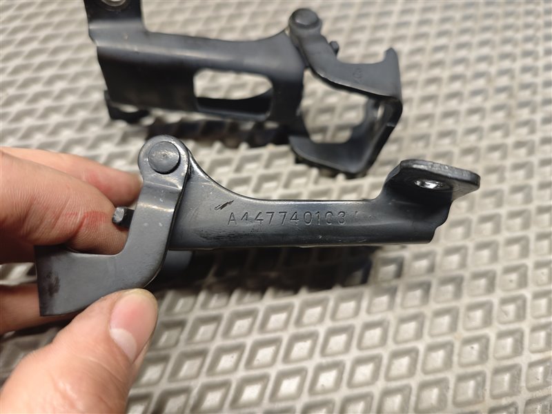 петля багажника, 2000 рублей, Санкт-Петербург