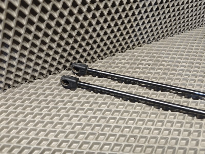 амортизаторы стекла багажника, 4900 рублей, Санкт-Петербург