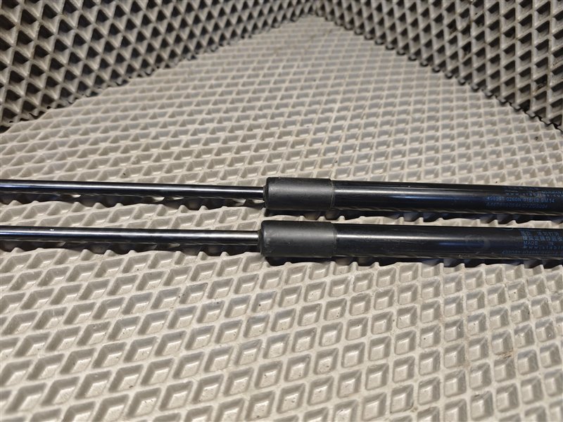 амортизаторы стекла багажника, 4900 рублей, Санкт-Петербург