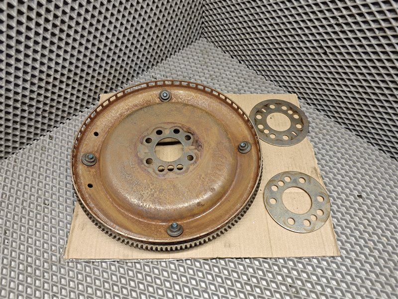 маховик, 3000 рублей, Санкт-Петербург