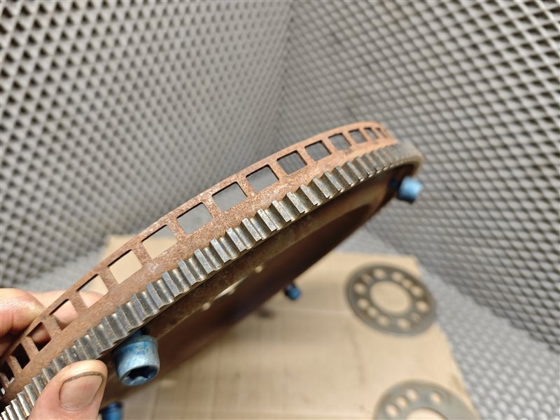 маховик, 3000 рублей, Санкт-Петербург