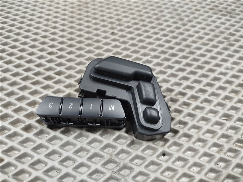 кнопки управления сиденьем, 2500 рублей, Санкт-Петербург