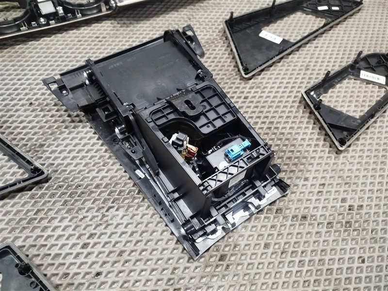 накладка, 15000 рублей, Санкт-Петербург