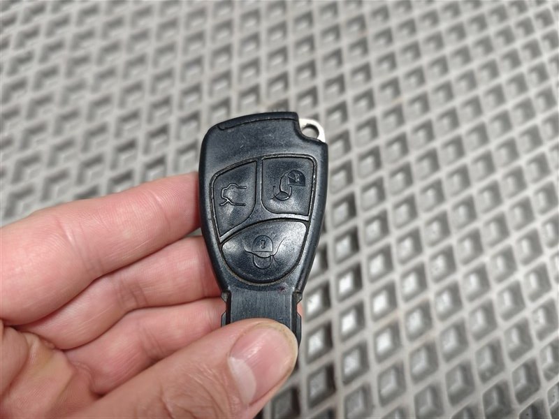 Ключ зажигания, 2000 рублей, Санкт-Петербург