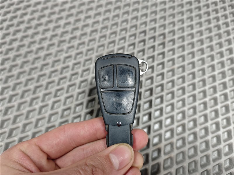 Ключ зажигания, 2000 рублей, Санкт-Петербург