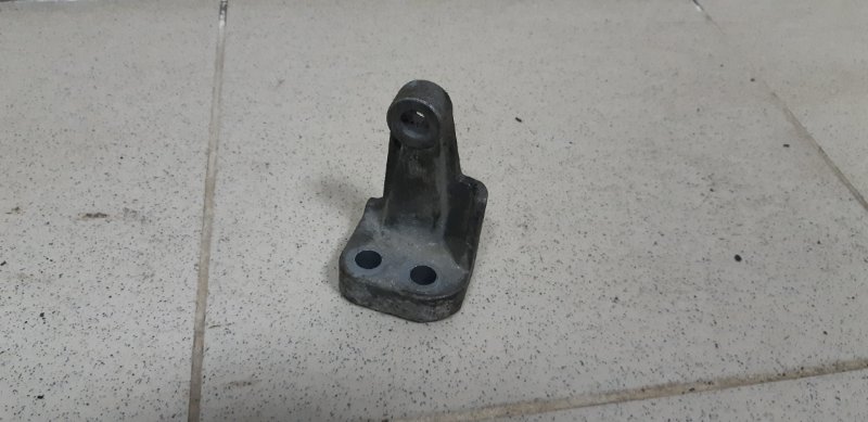 кронштейн, 400 рублей, Екатеринбург