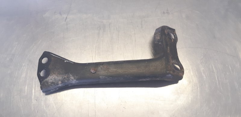 кронштейн, 400 рублей, Екатеринбург