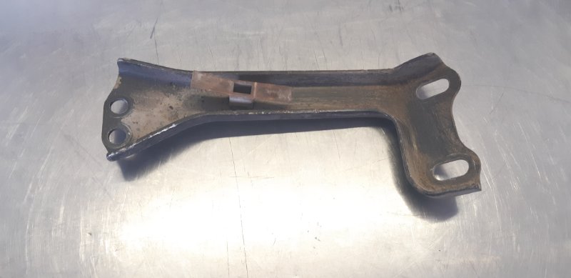 кронштейн, 400 рублей, Екатеринбург