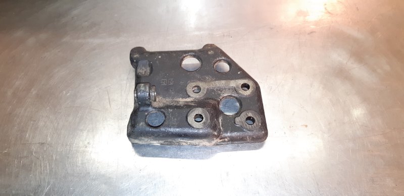 кронштейн двигателя, 400 рублей, Екатеринбург
