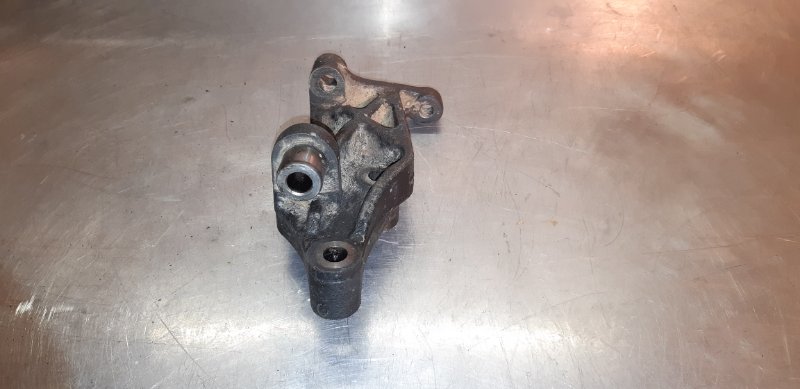 кронштейн двигателя, 400 рублей, Екатеринбург