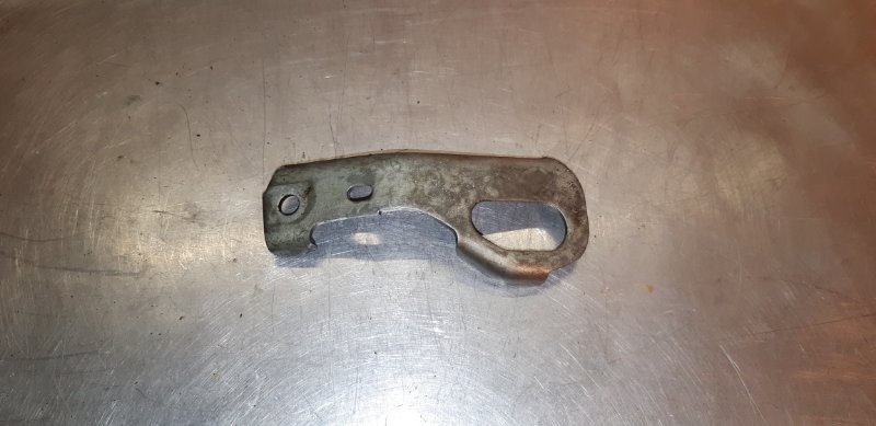 кронштейн двигателя, 400 рублей, Екатеринбург