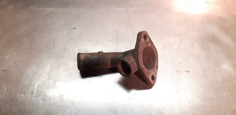 фланец системы охлаждения, 400 рублей, Екатеринбург