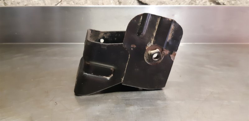 кронштейн двигателя, 400 рублей, Екатеринбург