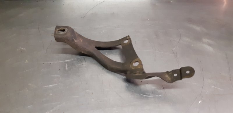 кронштейн, 400 рублей, Екатеринбург