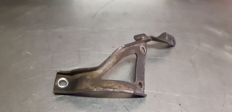 кронштейн, 400 рублей, Екатеринбург