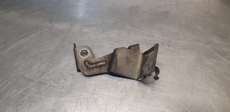 кронштейн, 400 рублей, Екатеринбург