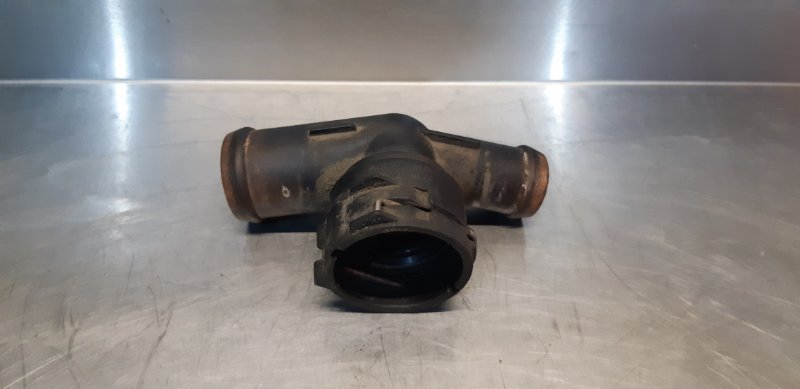 фланец системы охлаждения, 500 рублей, Екатеринбург