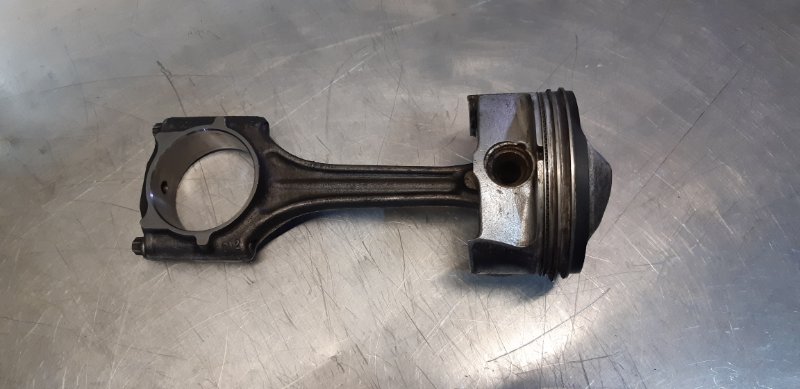 поршень с шатуном, 500 рублей, Екатеринбург