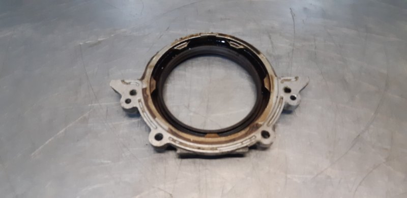 Задняя крышка двигателя, 600 рублей, Екатеринбург