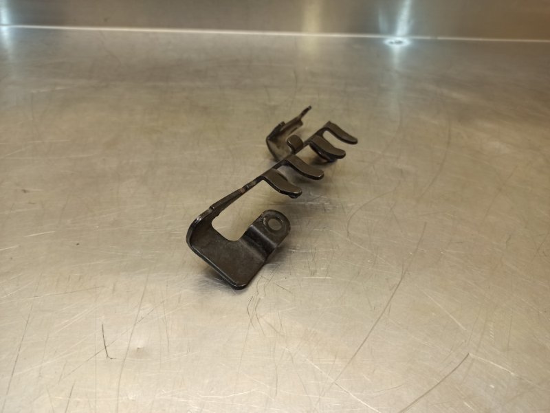 кронштейн, 400 рублей, Екатеринбург