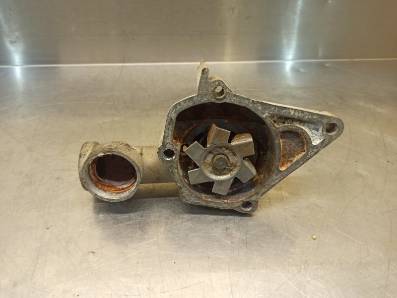 помпа, 700 рублей, Екатеринбург