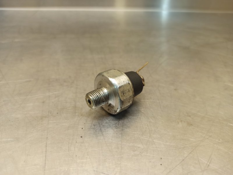 Датчик давления масла, 400 рублей, Екатеринбург