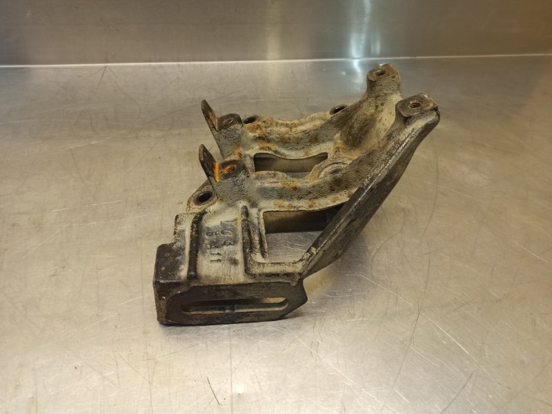 кронштейн генератора, 400 рублей, Екатеринбург