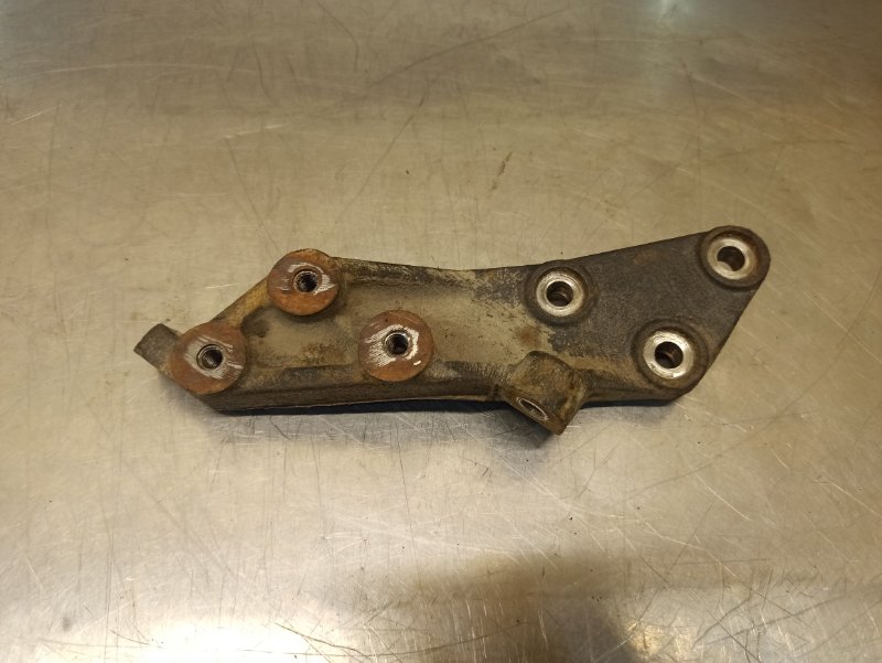 кронштейн насоса ГУР, 400 рублей, Екатеринбург