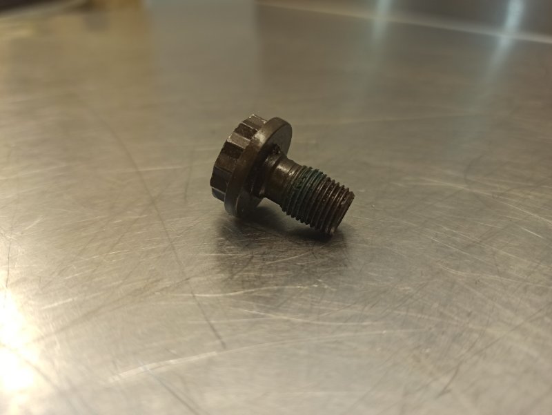 болт маховика, 300 рублей, Екатеринбург