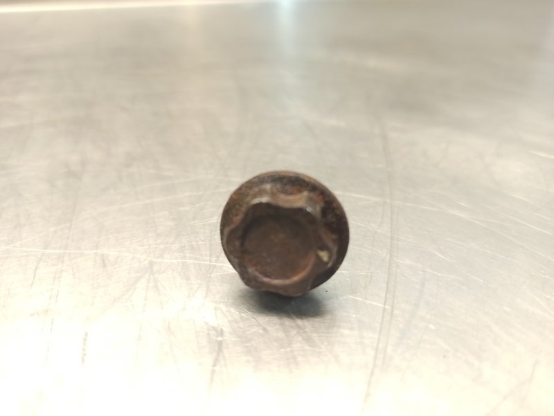 болт маховика, 300 рублей, Екатеринбург