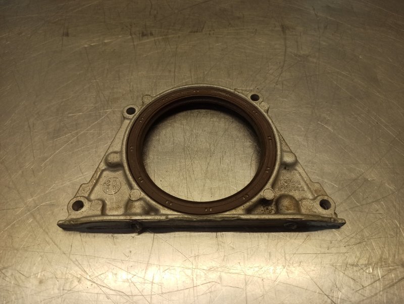 Задняя крышка двигателя, 400 рублей, Екатеринбург