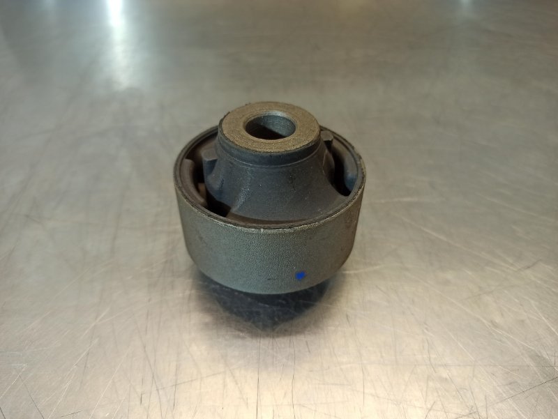 сайлентблок переднего рычага, 500 рублей, Екатеринбург