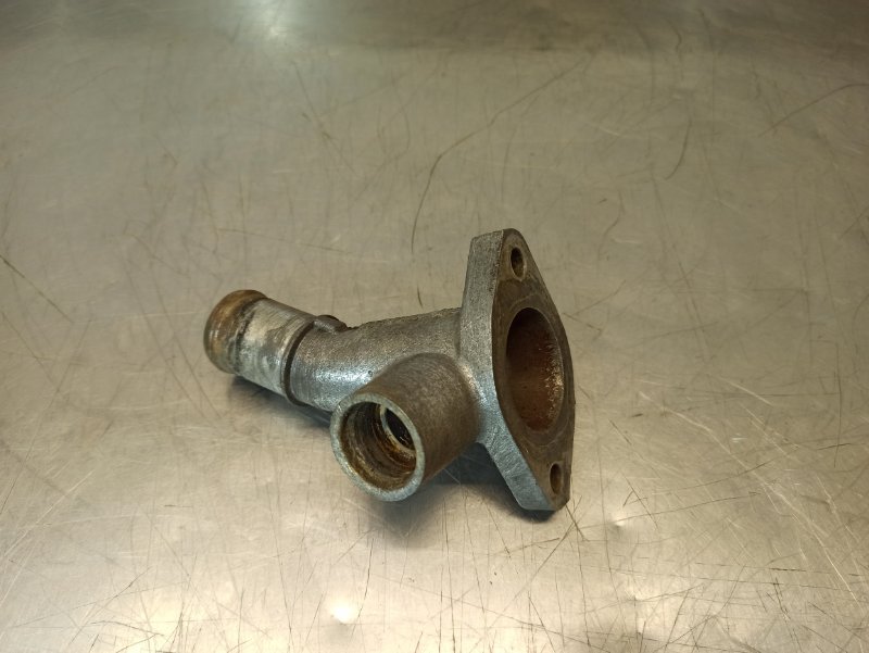 фланец системы охлаждения, 400 рублей, Екатеринбург